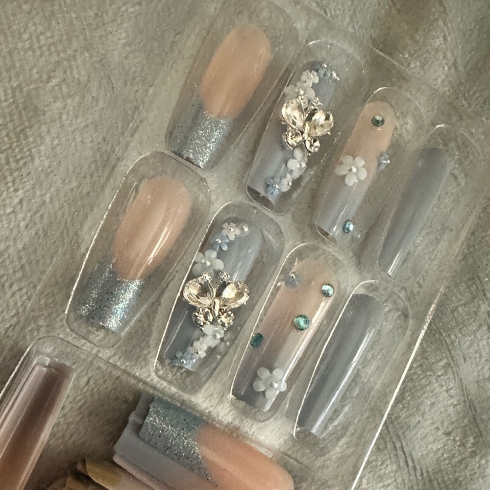 Press on nails long coffin shape bling